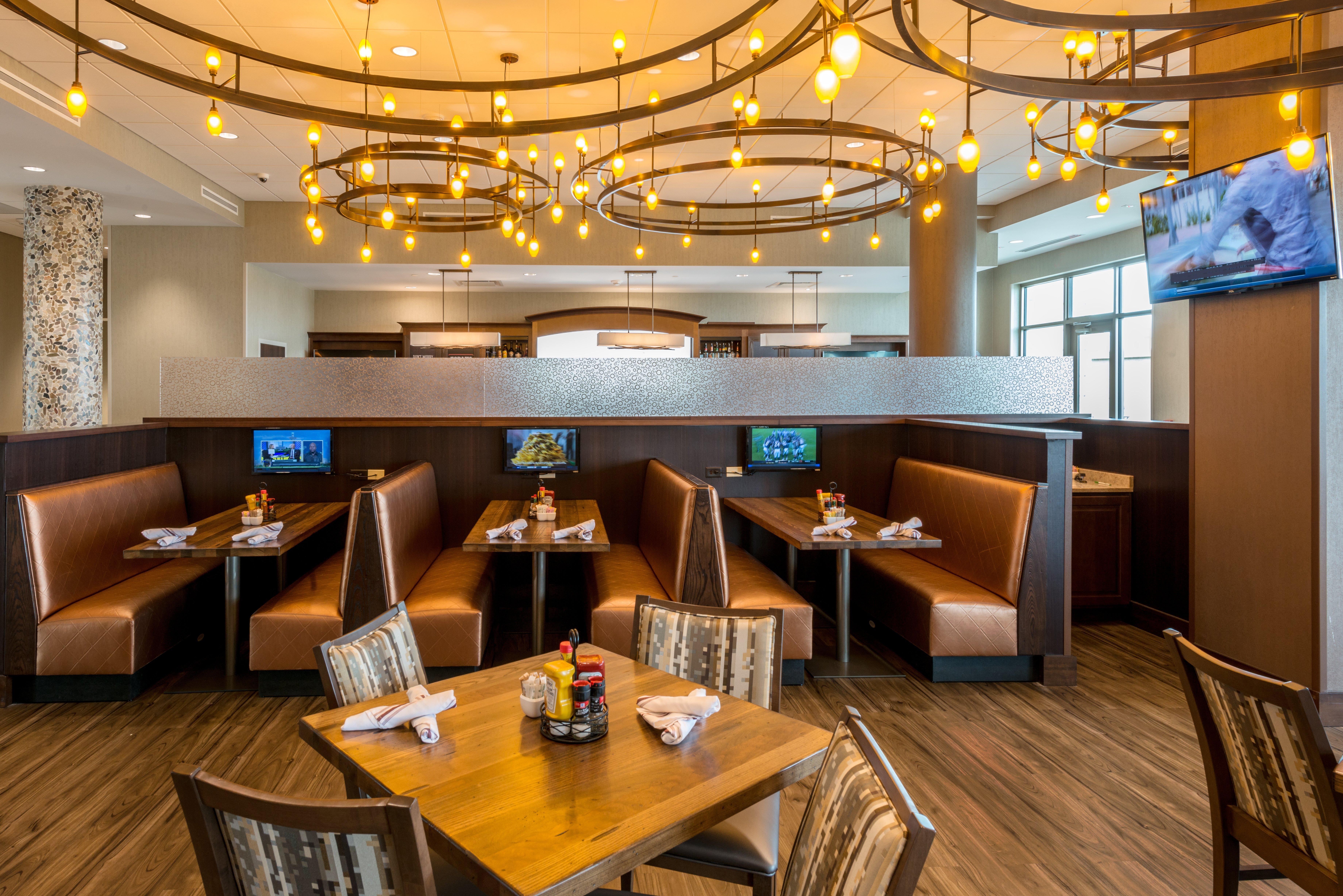 Holiday Inn Lexington - Hamburg By Ihg Bagian luar foto